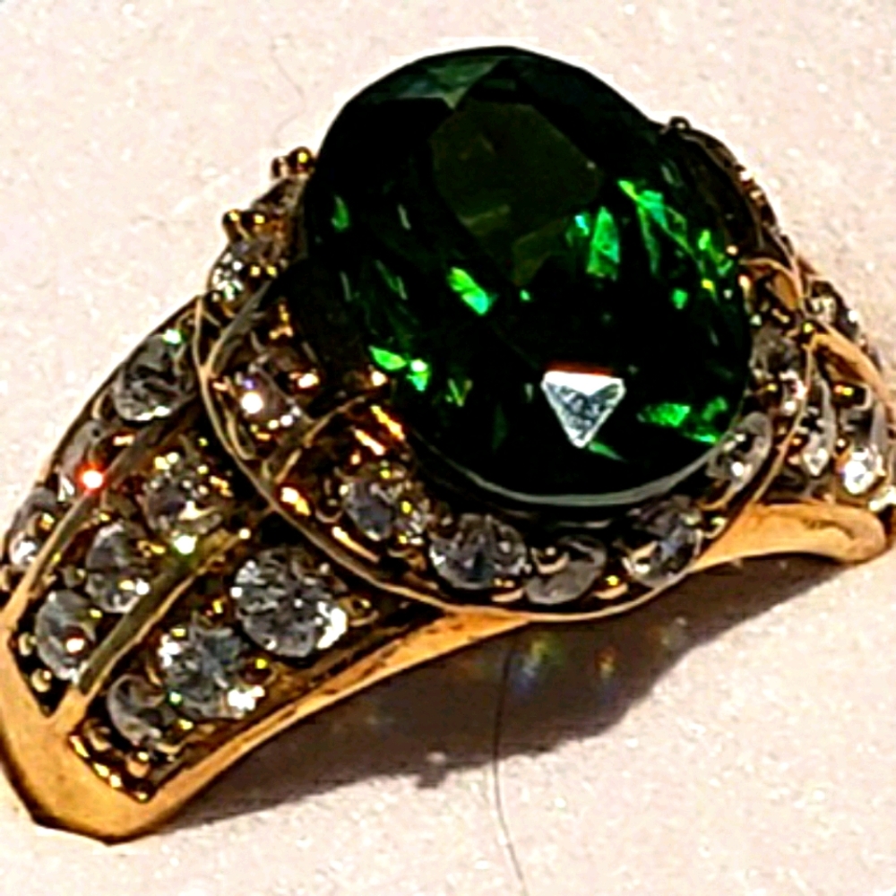 Ring, Vermeil. 18kt over 9.25 (sterling)silver.
